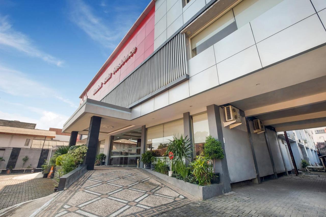 Oyo Flagship 3726 Tembok Batu Residence Tugu エクステリア 写真