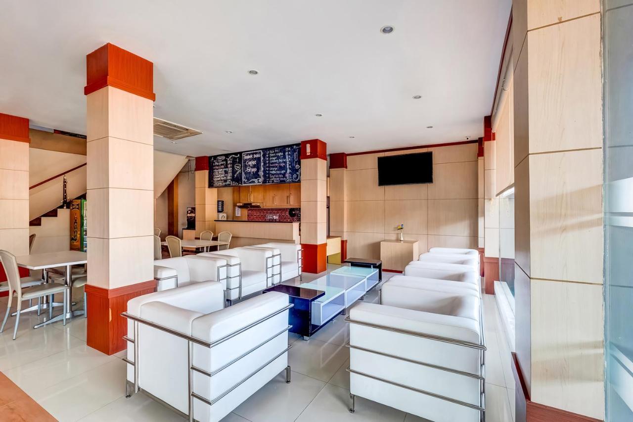 Oyo Flagship 3726 Tembok Batu Residence Tugu エクステリア 写真