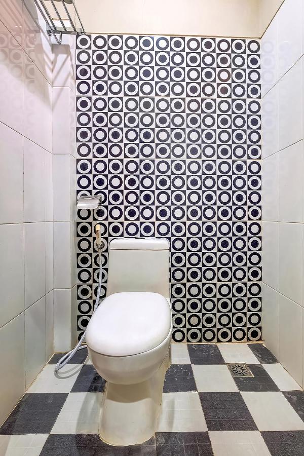Oyo Flagship 3726 Tembok Batu Residence Tugu エクステリア 写真
