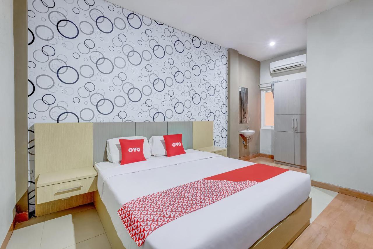 Oyo Flagship 3726 Tembok Batu Residence Tugu エクステリア 写真