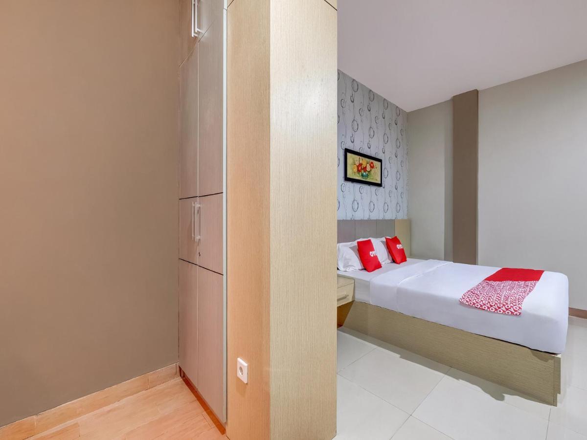 Oyo Flagship 3726 Tembok Batu Residence Tugu エクステリア 写真